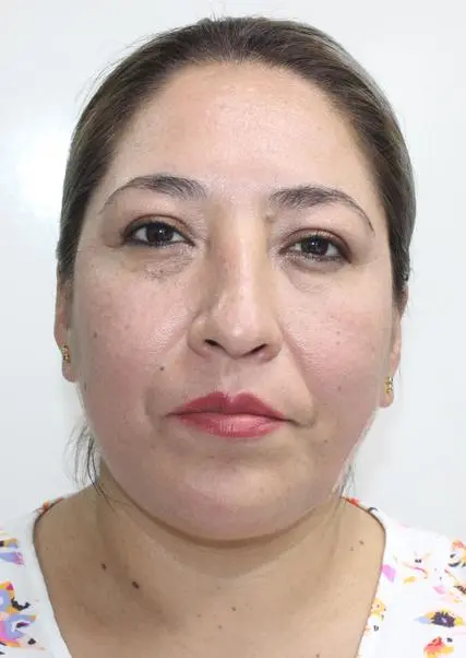 LUCY MARLENI
