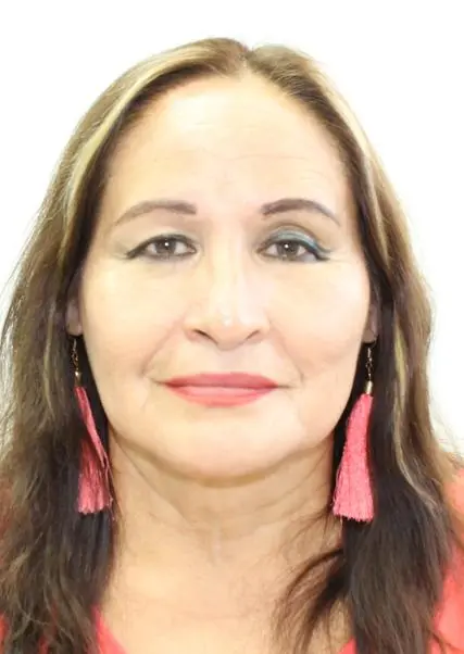 GLORIA MANNA